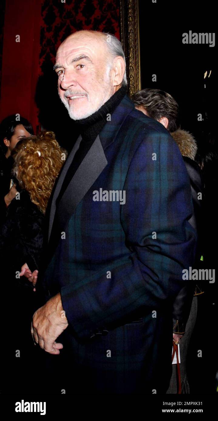 Sir Sean Connery hosts the 6th Annual Dressed To Kilt fashion show in New York, NY. 3/30/09. Stock Photo