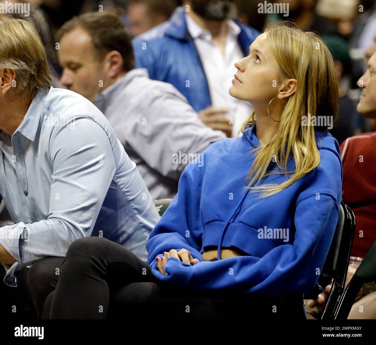 Mallory Edens Daughter Of Milwaukee Bucks Co Owner Wes Edens Looks Up