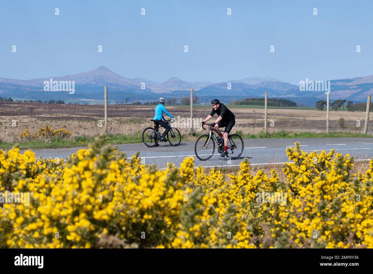 Crow road cycle route hires stock photography and images Alamy