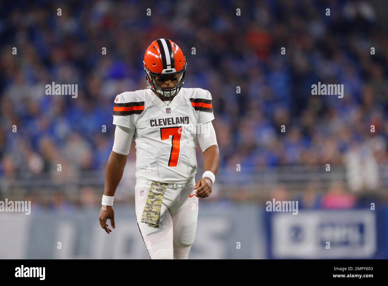 Cleveland Browns quarterback DeShone Kizer (7) plays against the ...