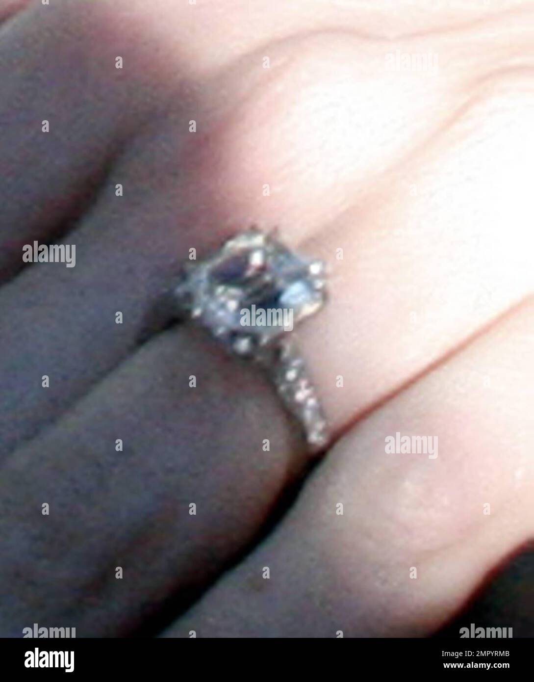 Ellen Pompeo appears to have gotten engaged to her long time