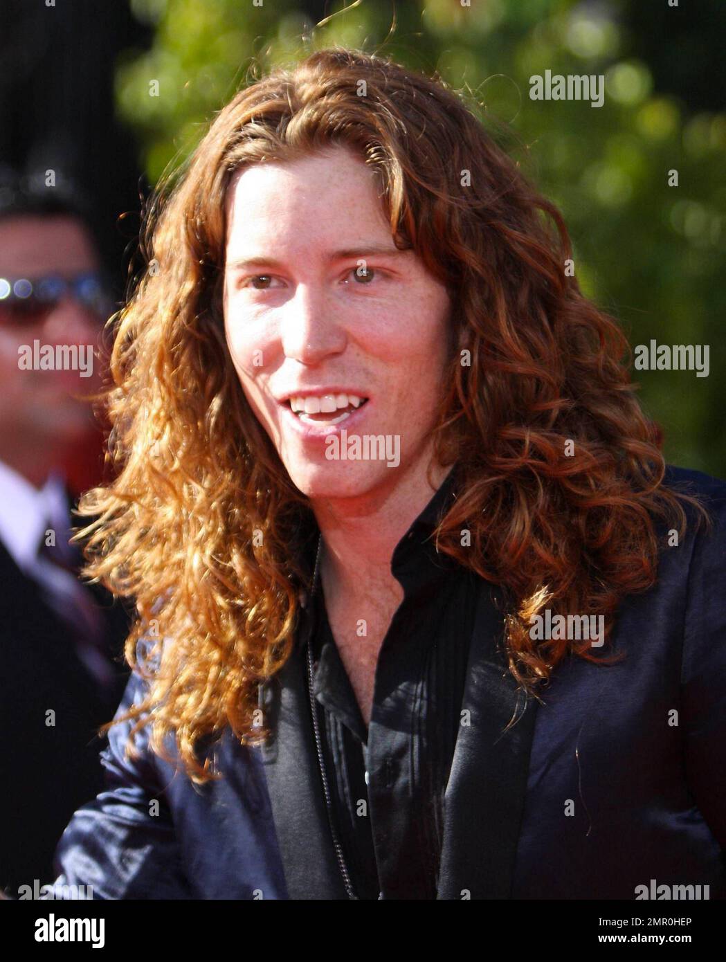 Professional snowboarder Shaun White walks the red carpet for the 2010 ESPY  Awards held at Nokia Theatre L.A. Live on a sizzling hot day. Los Angeles,  CA. 07/14/10 Stock Photo - Alamy