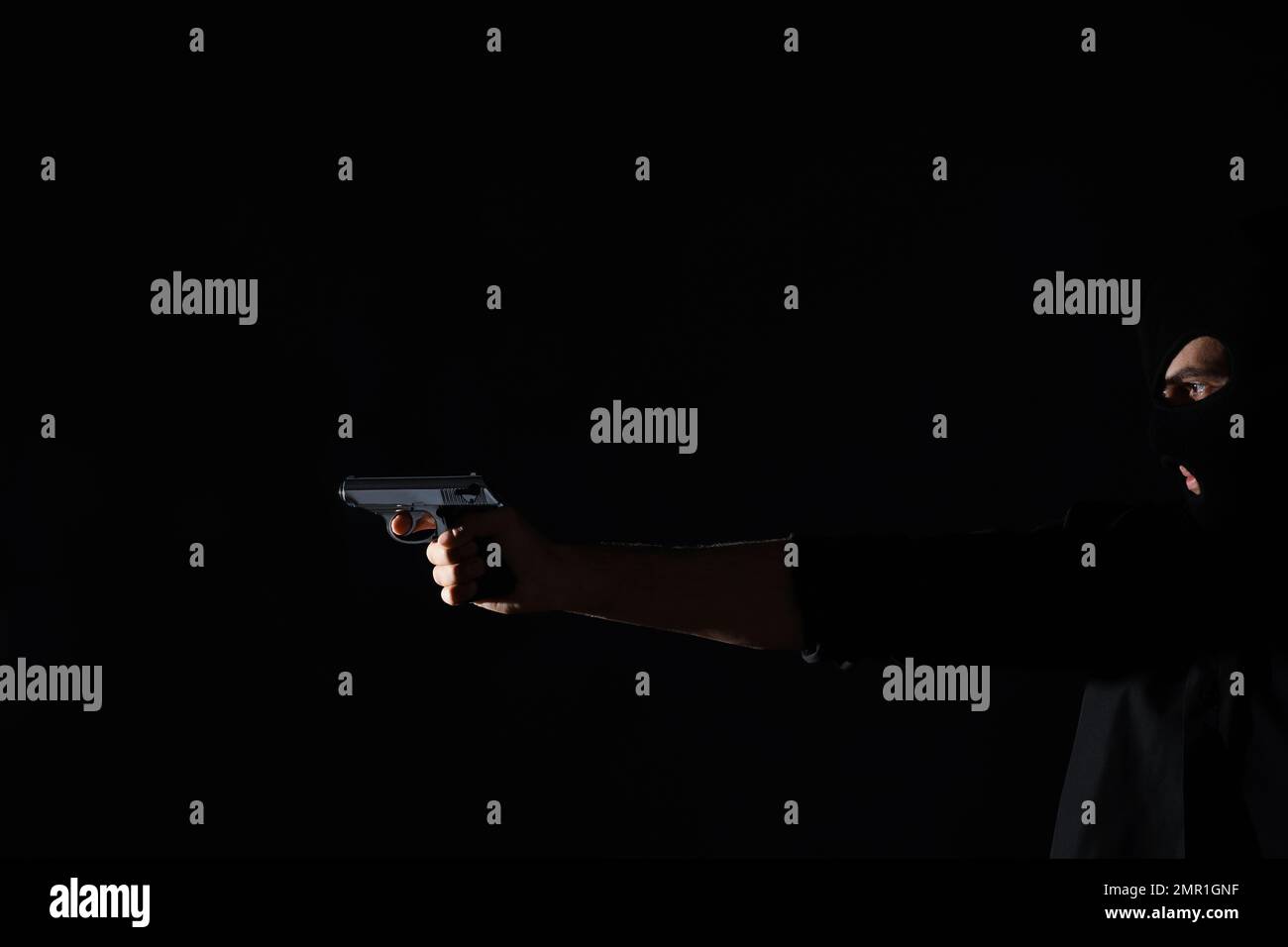 Professional killer hi-res stock photography and images - Alamy