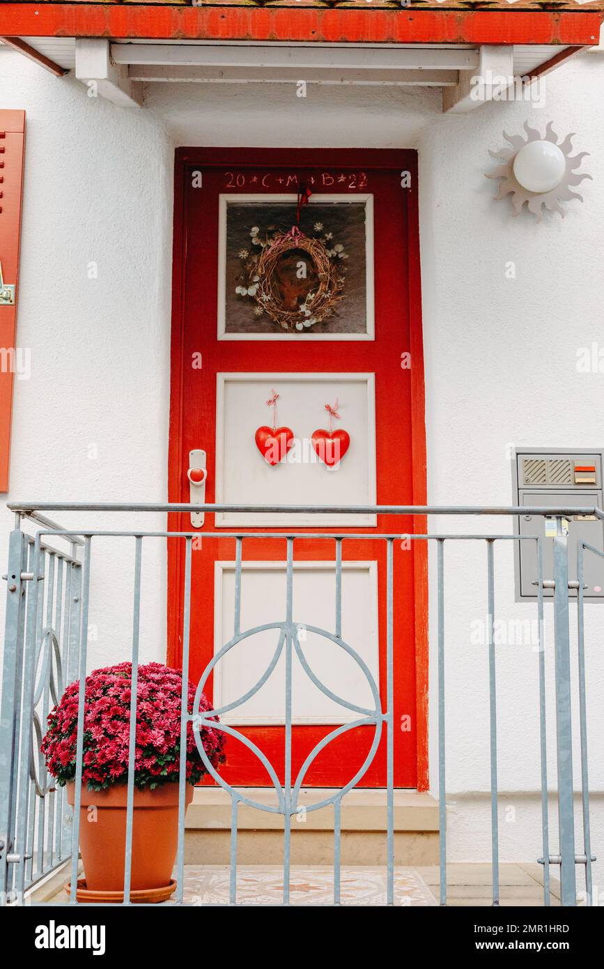 Wood Door. A Beautiful Old Wooden Door. Old Doors, Fragments Of Old