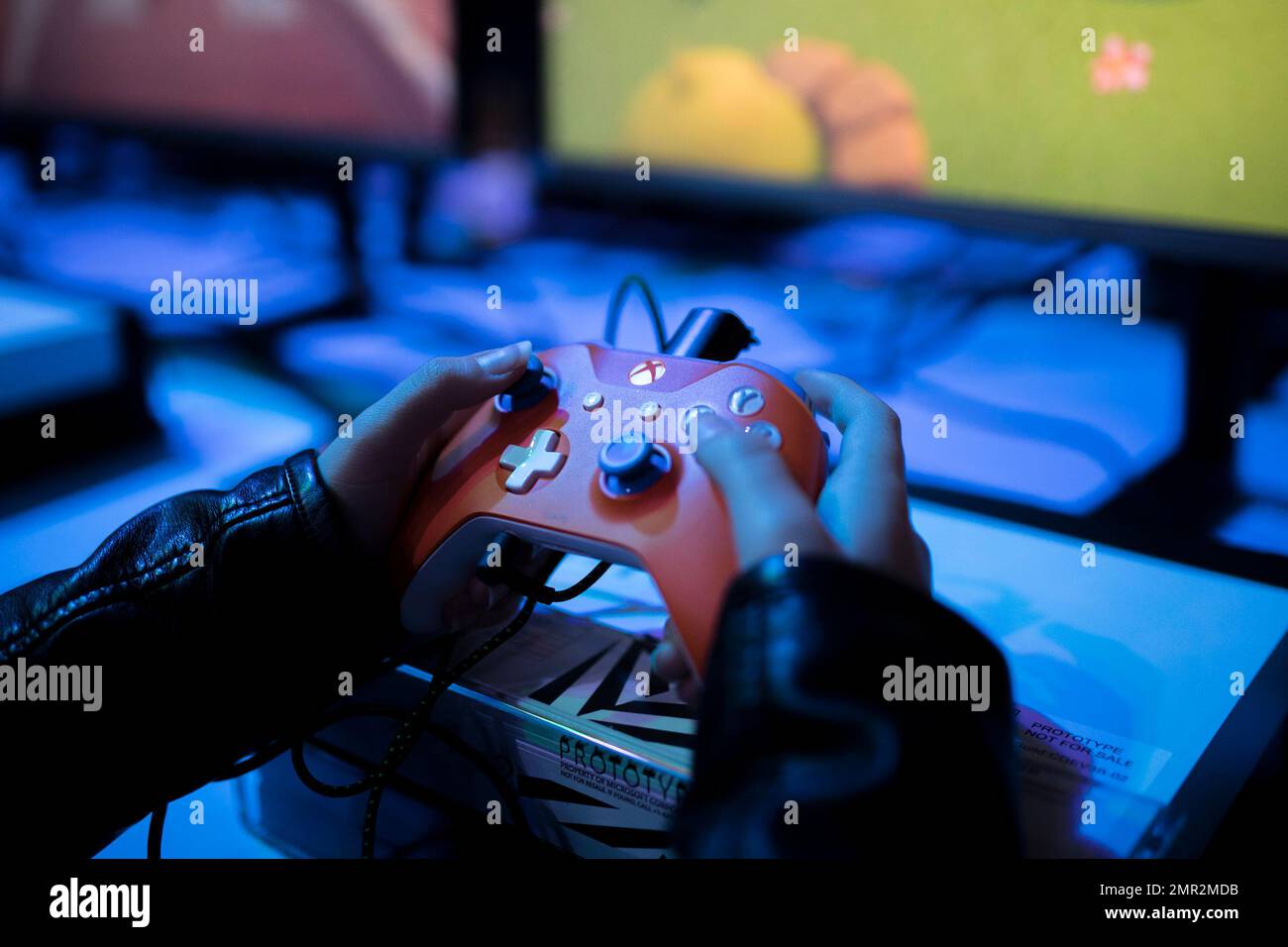 A boy plays Fortnite Battle Royale on his Xbox one Stock Photo - Alamy