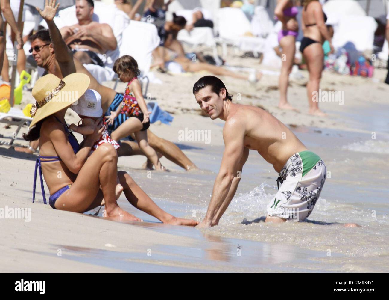 EXCLUSIVE!! Bethenny Frankel spends a day at the beach with her husband Jason  Hoppy and 9 month old daughter Bryn. The former Real Housewives of New York  star showed off her amazing