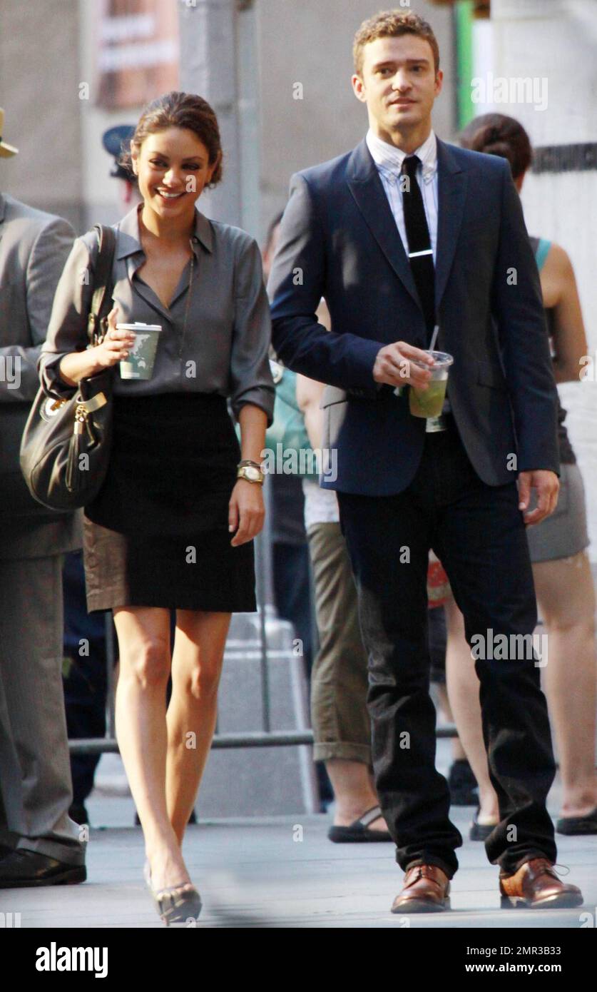 Mila kunis and justin timberlake drinking beer