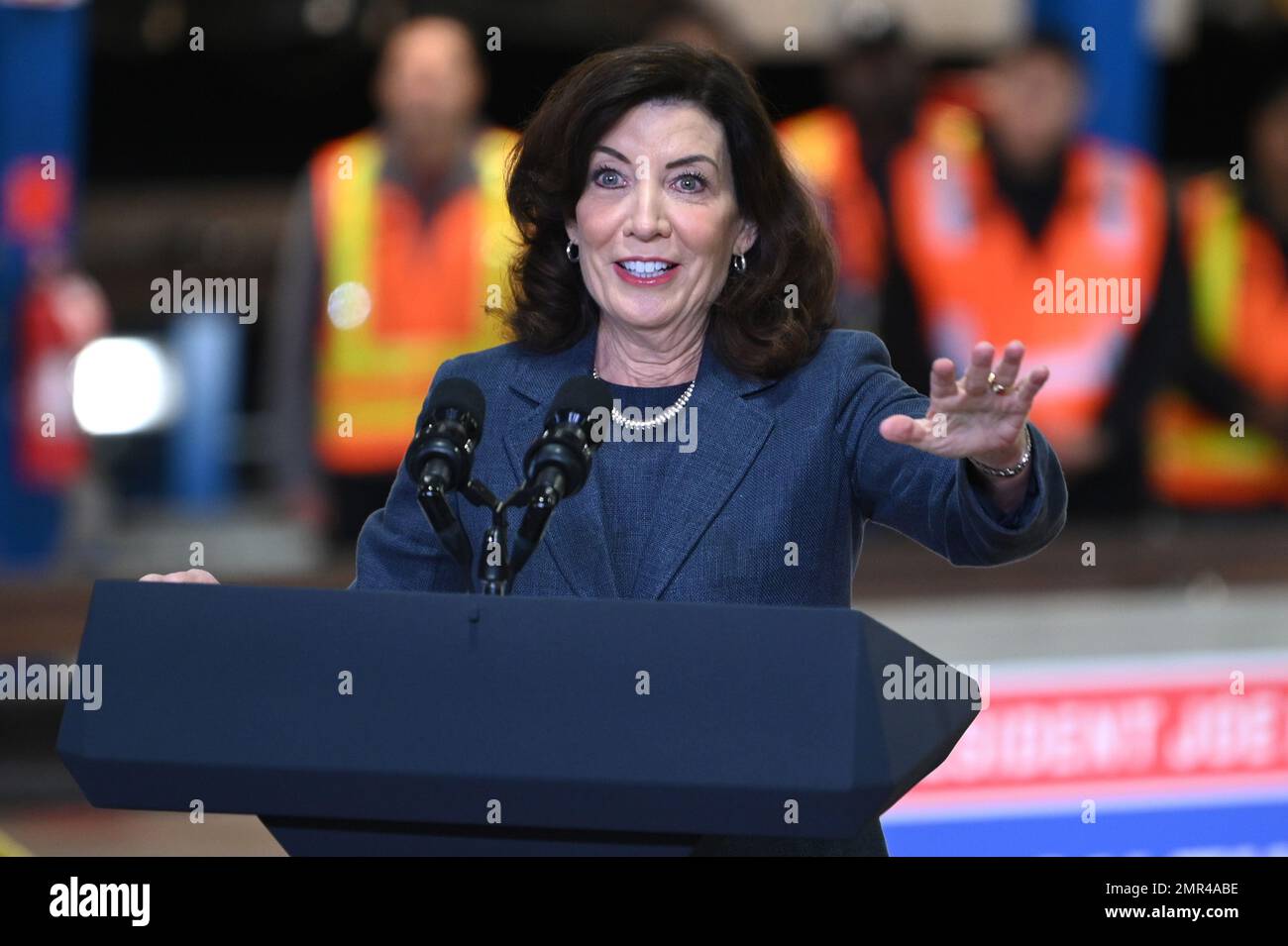 new-york-usa-31st-jan-2023-new-york-gov-kathy-hochul-speaks-before