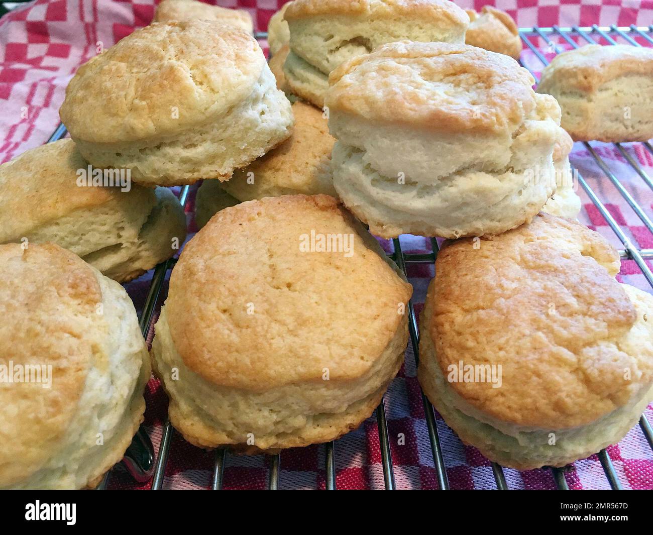 This Oct. 13, 2017 photo shows Elizabeth Karmel's simple three