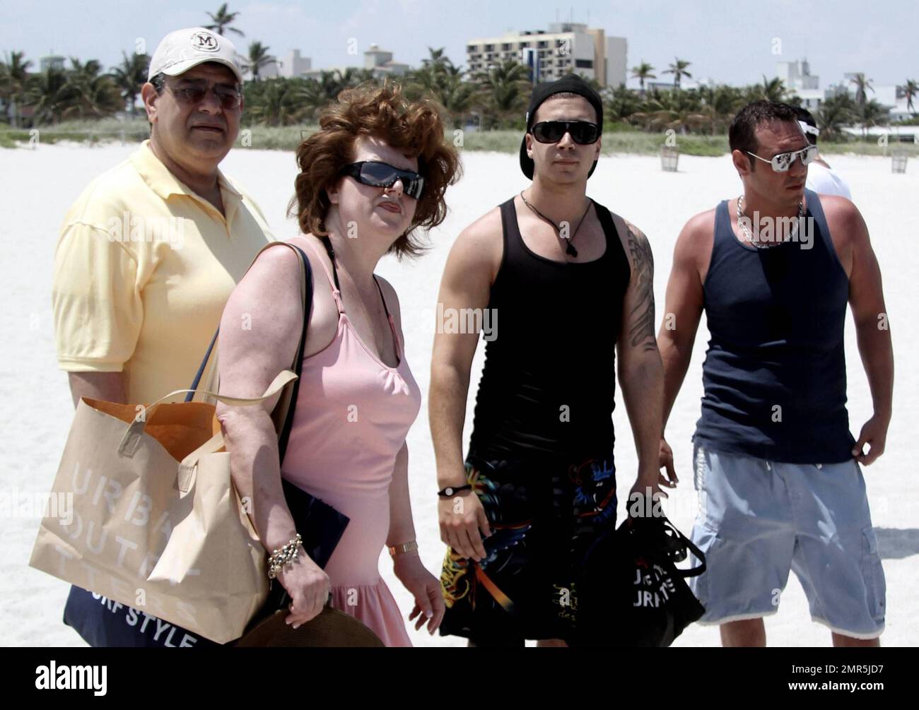 Self proclaimed "Mama's boy", Vinny Guadagnino, films scenes for season