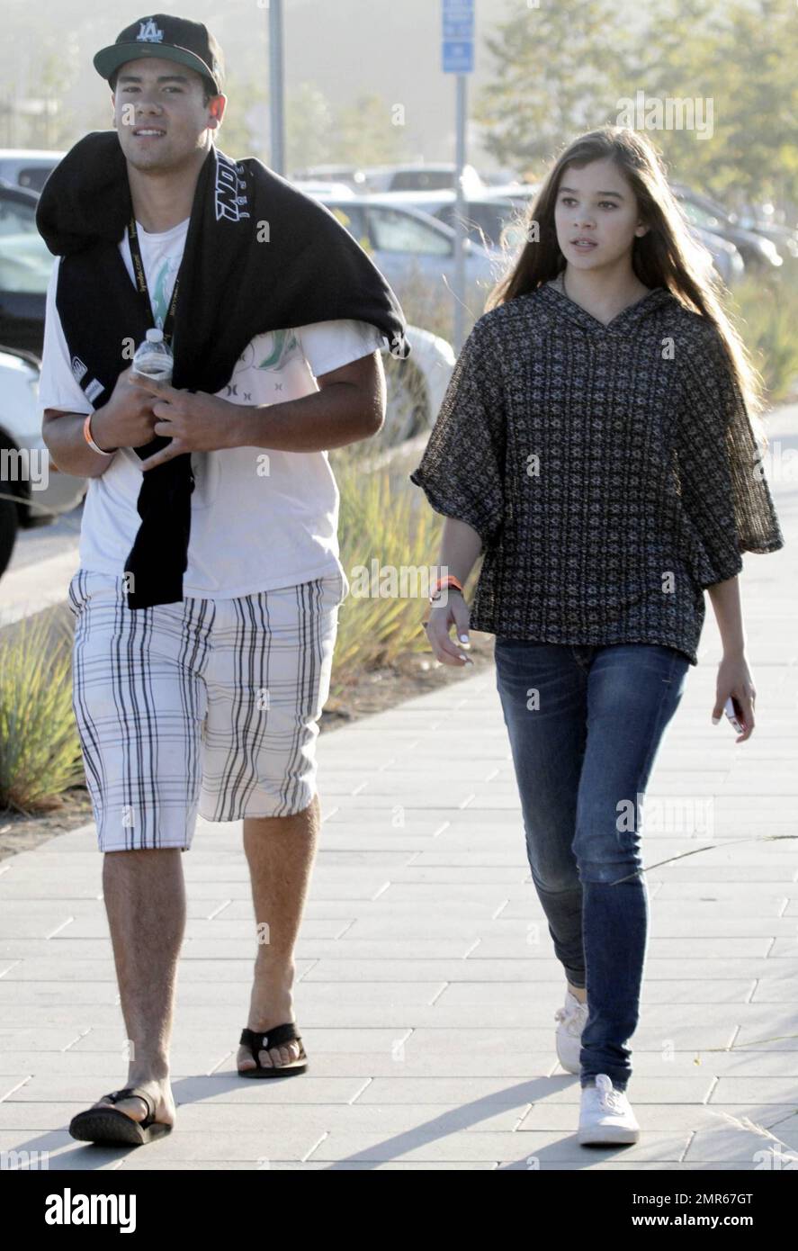 EXCLUSIVE!! - Academy Award nominee actress Hailee Steinfeld attends