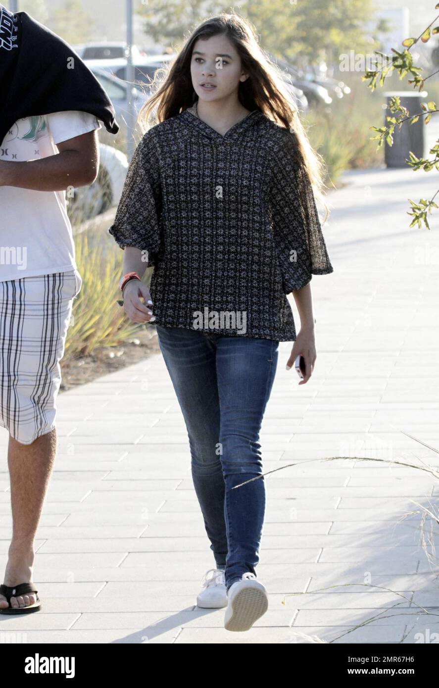 EXCLUSIVE!! - Academy Award nominee actress Hailee Steinfeld attends