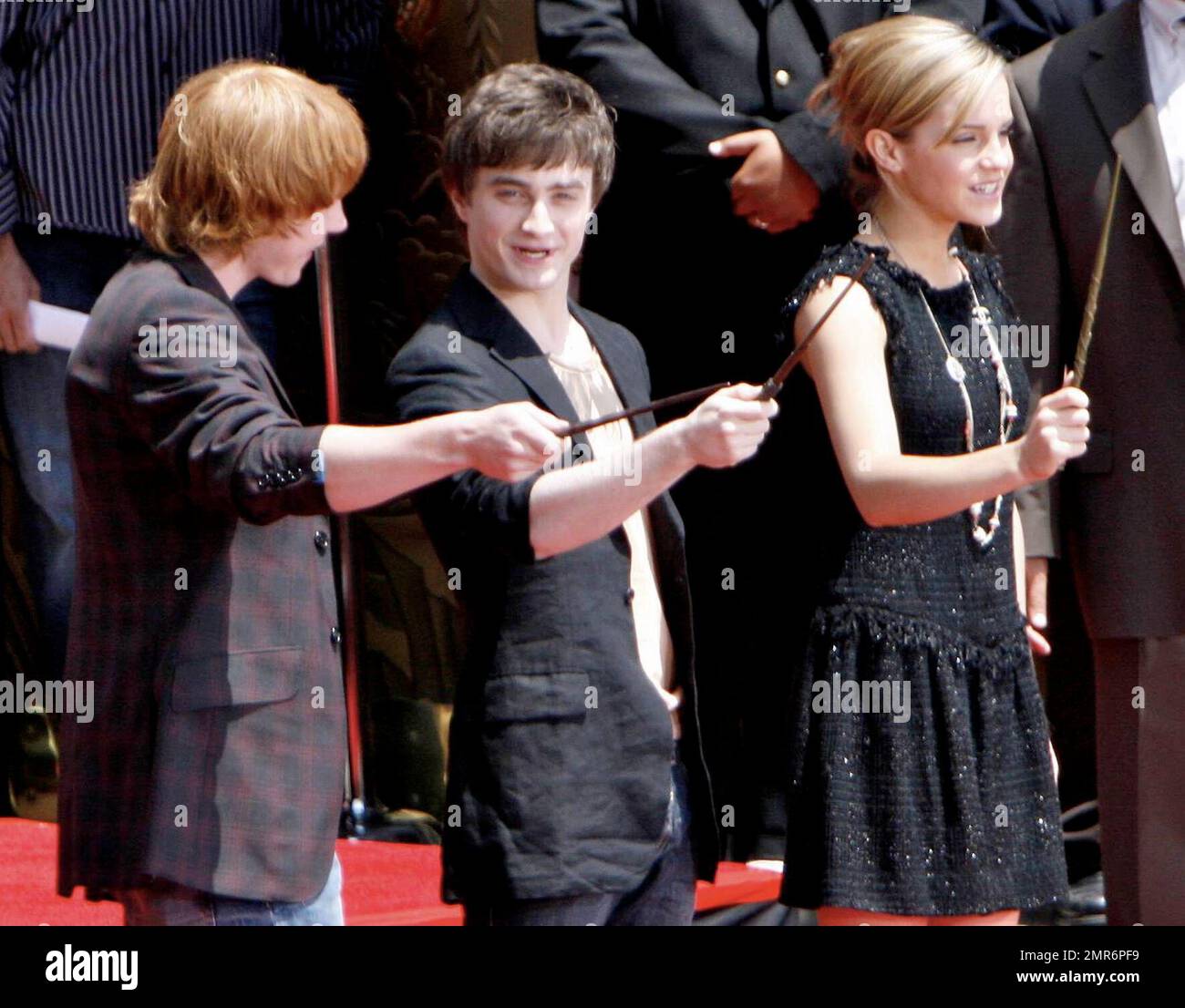 Harry potter wand radcliffe hires stock photography and images Alamy(01)