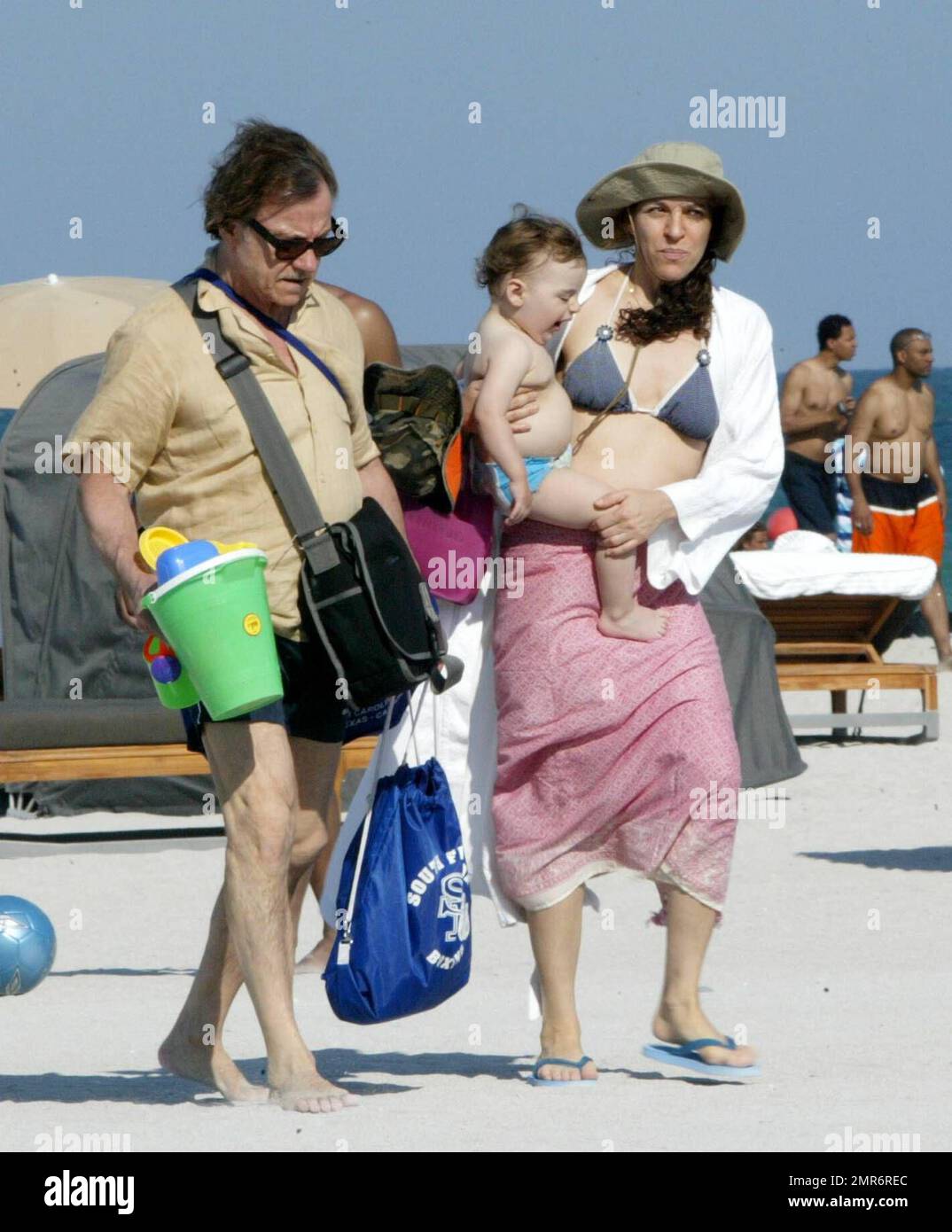 Exclusive!! Harvey Keitel enjoys an afternoon on Miami Beach with wife ...