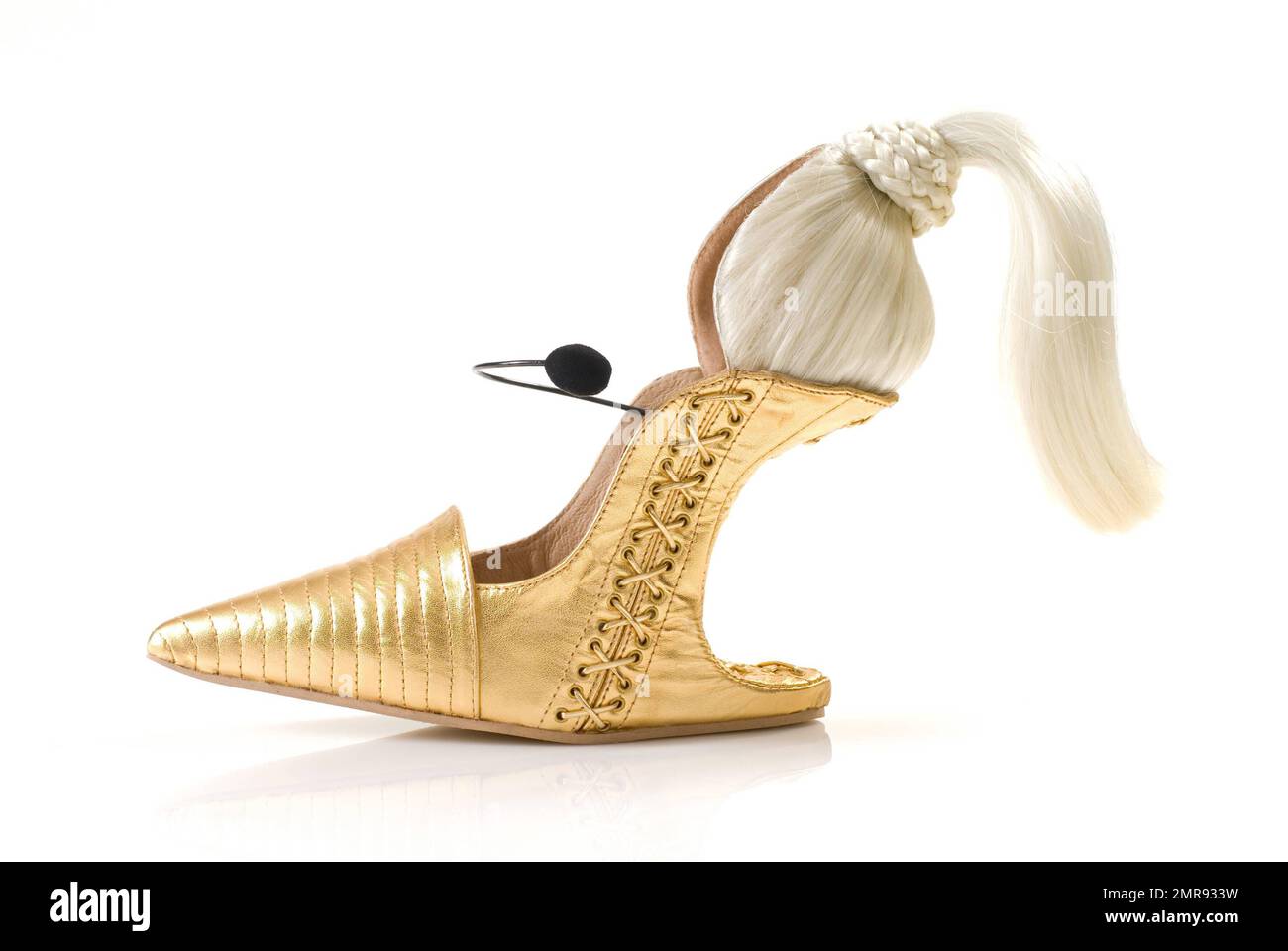 Designer Kobi Levi brings to life wearable shoe art with his Hybrid Collection that Lady Gaga a for her money! His designs ordinary high heels into one of