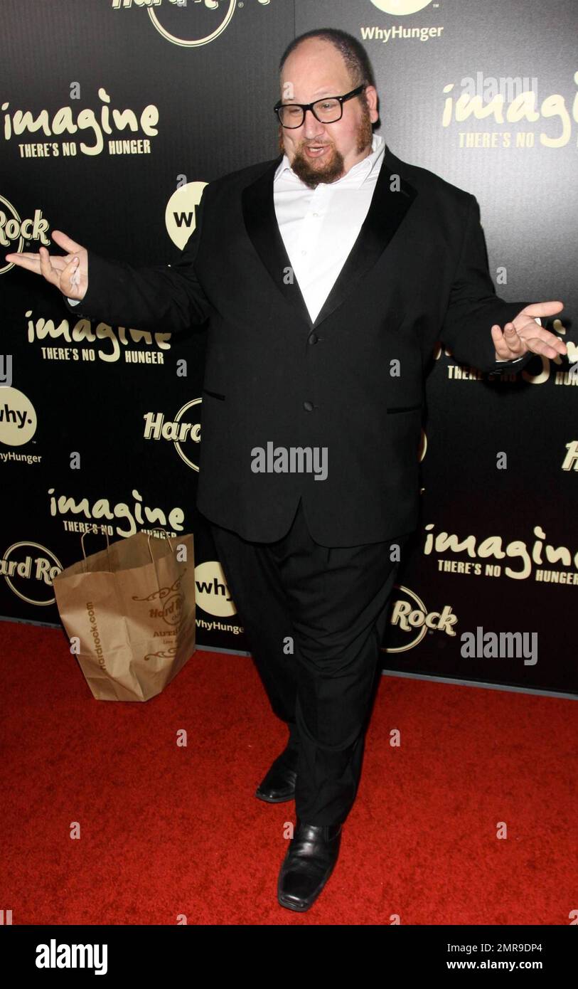 Stephen Kramer Glickman attending Imagine ThereÕs No Hunger