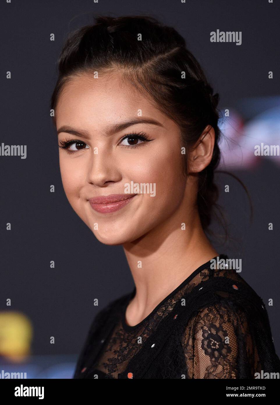 Olivia Rodrigo Arrives At The World Premiere Of Thor Ragnarok At The Olivia Rodrigo Arrives At The World Premiere Of Thor Ragnarok At The