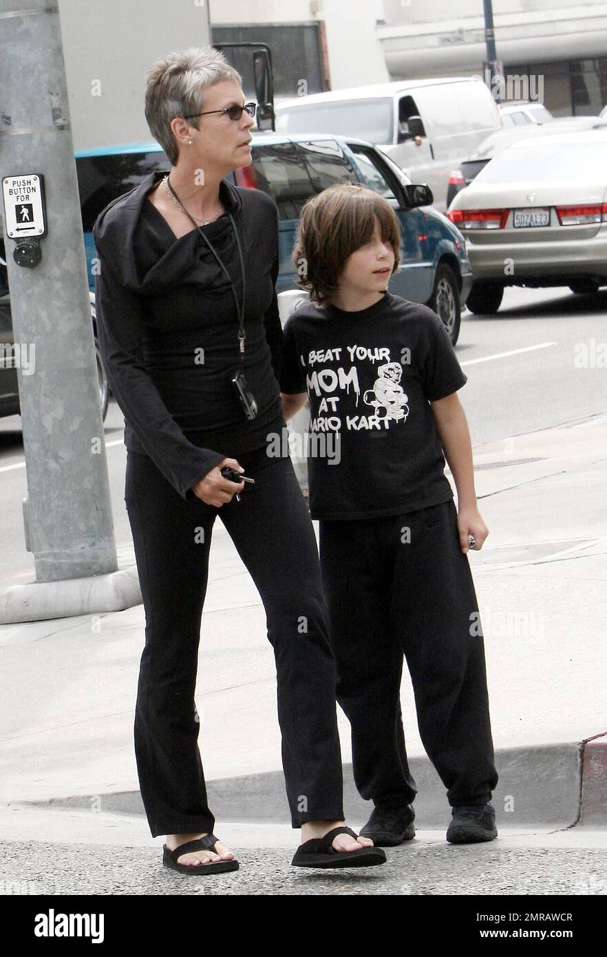 exclusive-jamie-lee-curtis-takes-her-son-thomas-out-and-about-in