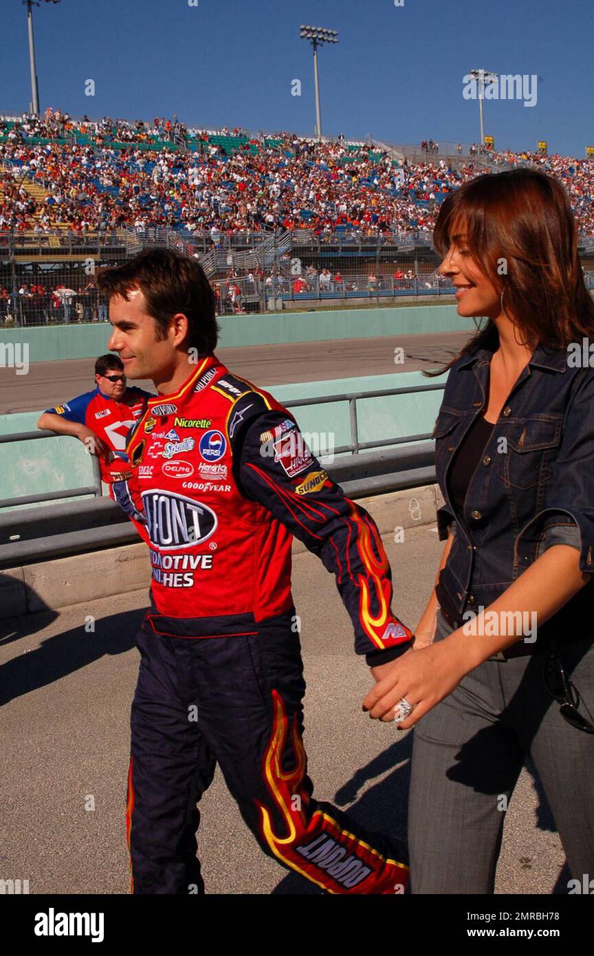 Race car driver Jeff Gordon and wife at the Ford 400 NASCAR NEXTEL Cup