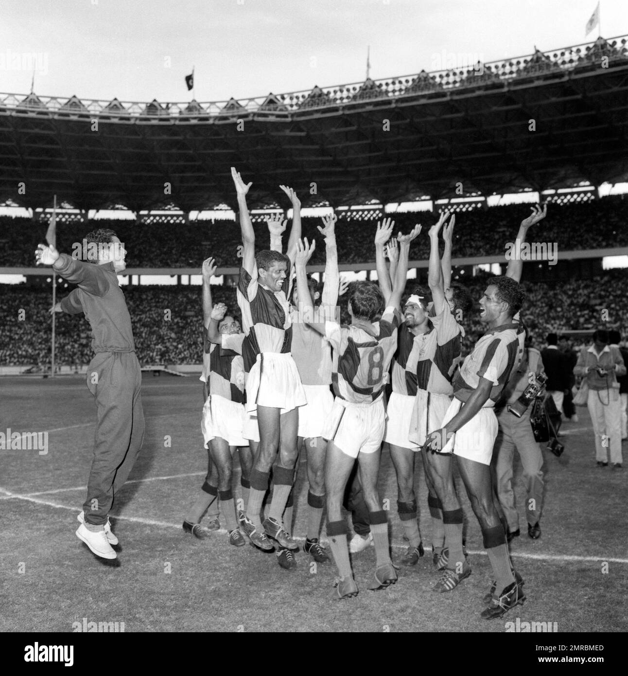 Jubilant Indian players show their feelings after defeating Korea 21