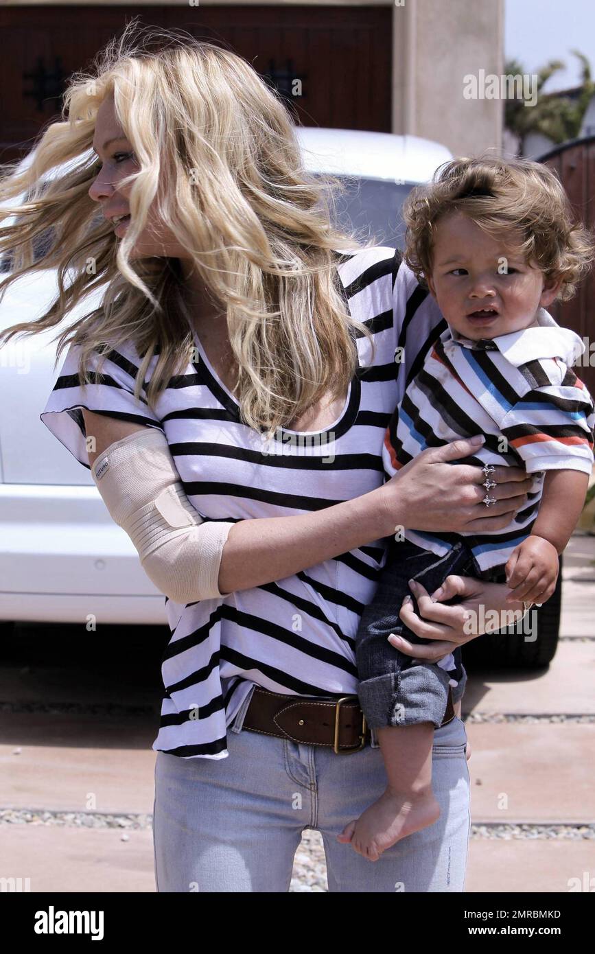 Adult Film star, Jenna Jameson, breaks down in tears today after ...