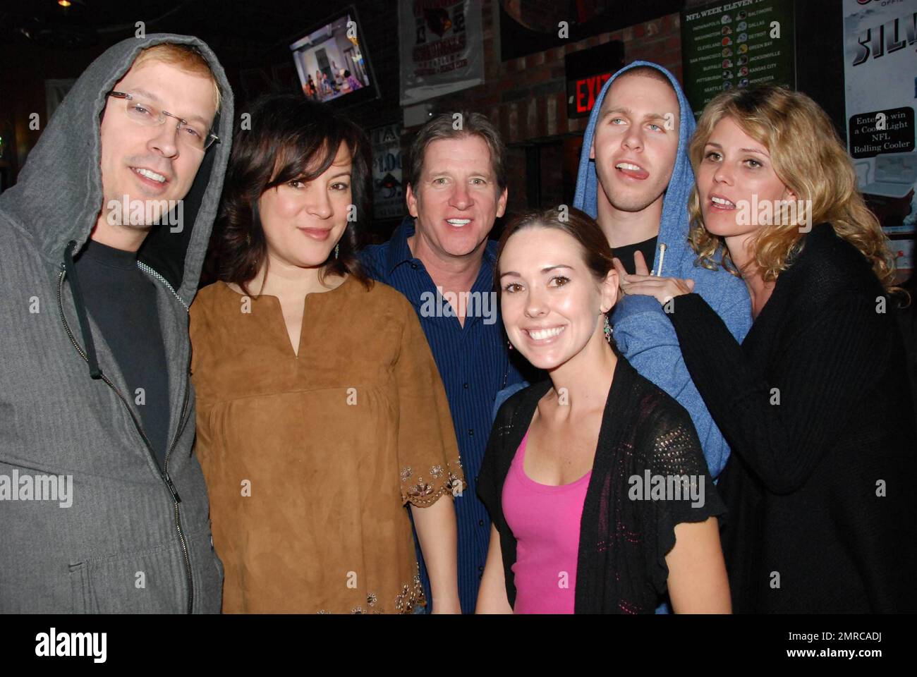 Actress Jennifer Tilly and poker player boyfriend Phil Laak hang out with friends at K O'Donnell's Bar & Grill. Denver, CO. 11/20/09. Stock Photo