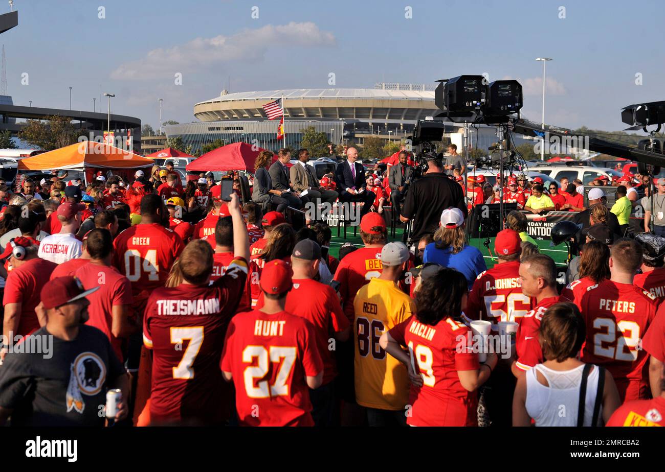 ESPN hosts from left Suzy Kolber, Steve Young, Randy Moss, Matt