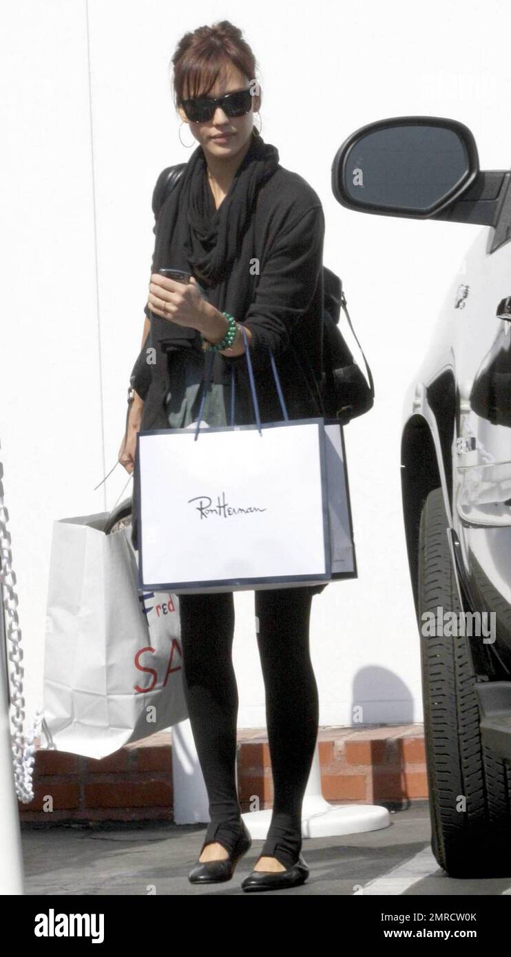 Lisa rinna carrying large shopping hi-res stock photography and images -  Alamy