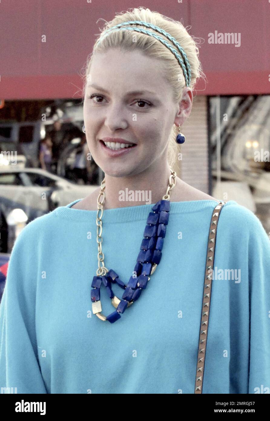 Actress Katherine Heigl wears an allblue outfit as she gets in some