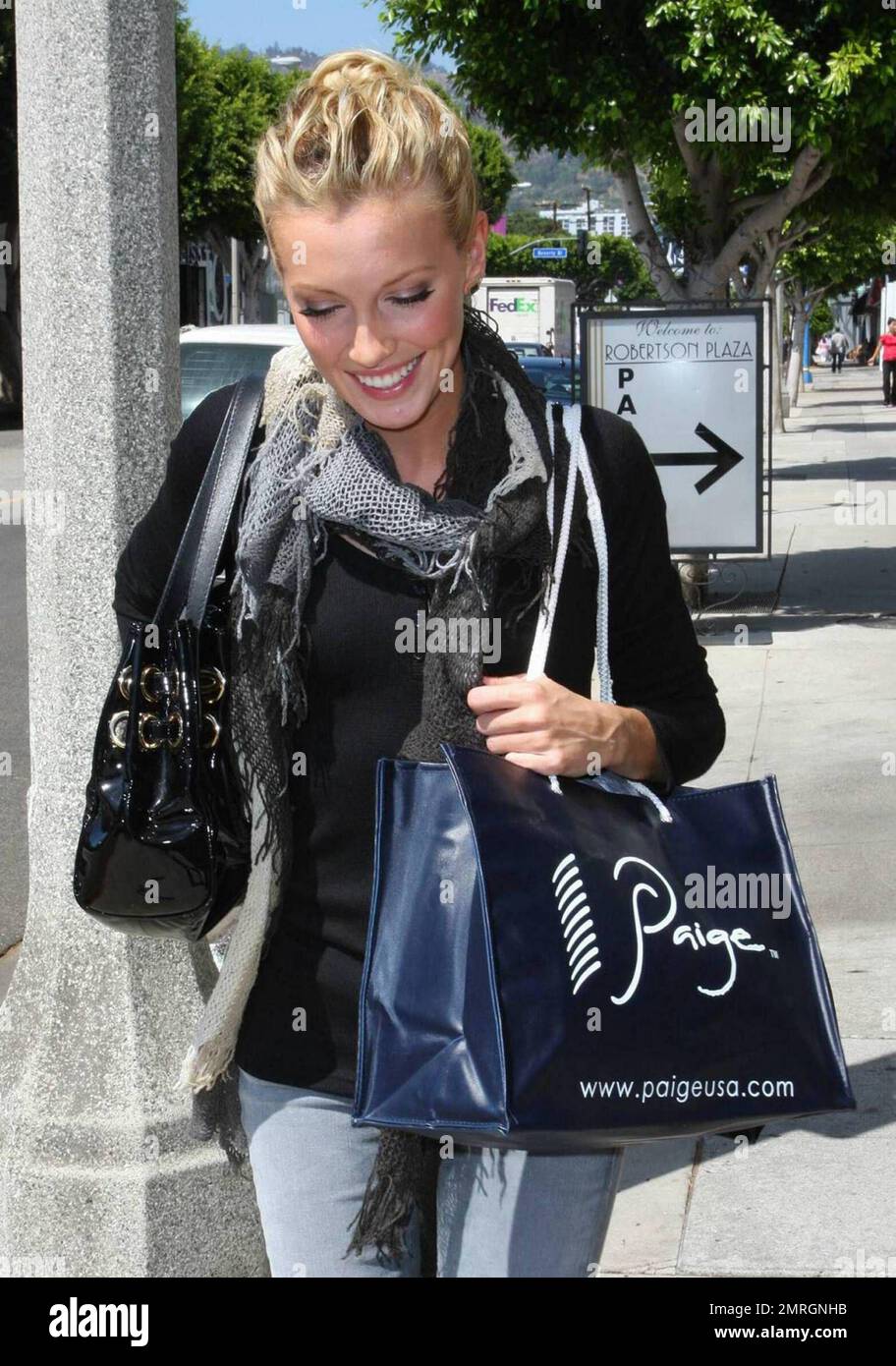 Melrose Place actress Katie Cassidy shops at Paige on Robertson Blvd