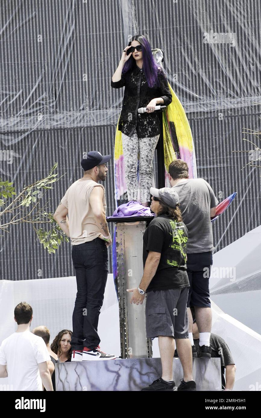 Katy Perry is seen wearing huge butterfly wings as she rehearses a day