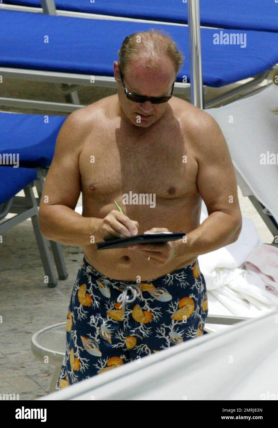 Exclusive!! Kelsey Grammer with wife Camille, daughter Mason and