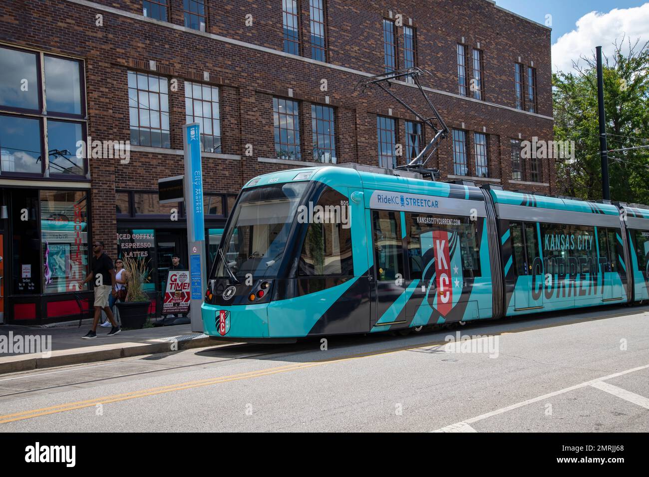 Kansas City, Missouri. The KC Streetcar is a free two-mile route running along Main Street in downtown KC connecting KC's River Market area to Crown C Stock Photo