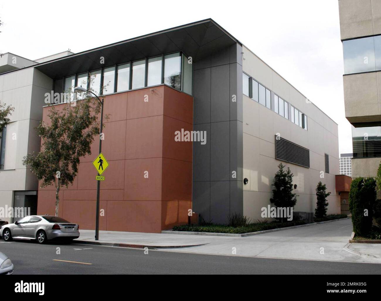 This is the Glendale City Jail where Kiefer Sutherland is currently