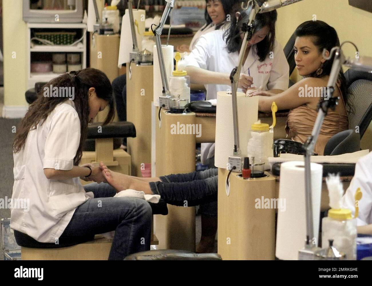 Kim Kardashian makes a visit to a Beverly Hills salon for a manicure