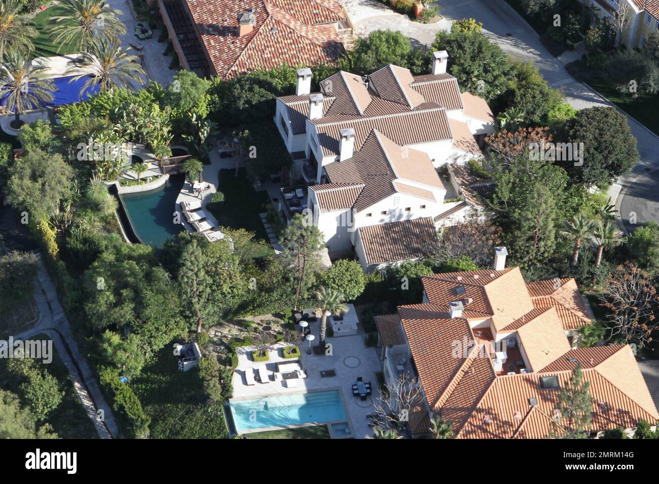 EXCLUSIVE!! According to reports, reality tv star Kim Kardashian