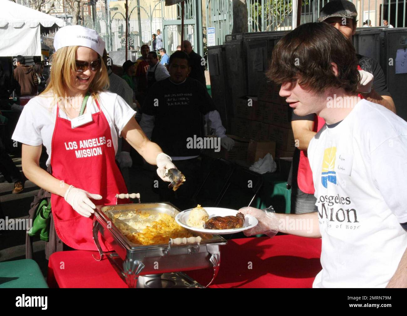 Vicky Pratt celebrates Christmas Eve For The Homeless at the Los