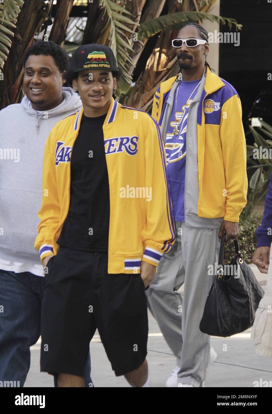 Snoop Dogg arrives at the Staples Center to watch Los Angeles Lakers vs the  Chicago Bulls basketball game. Finally back from the lockout that nearly  shut down the entire NBA season, the Bulls pulled out an 88-87 victory in  their 2011-2012 opener game