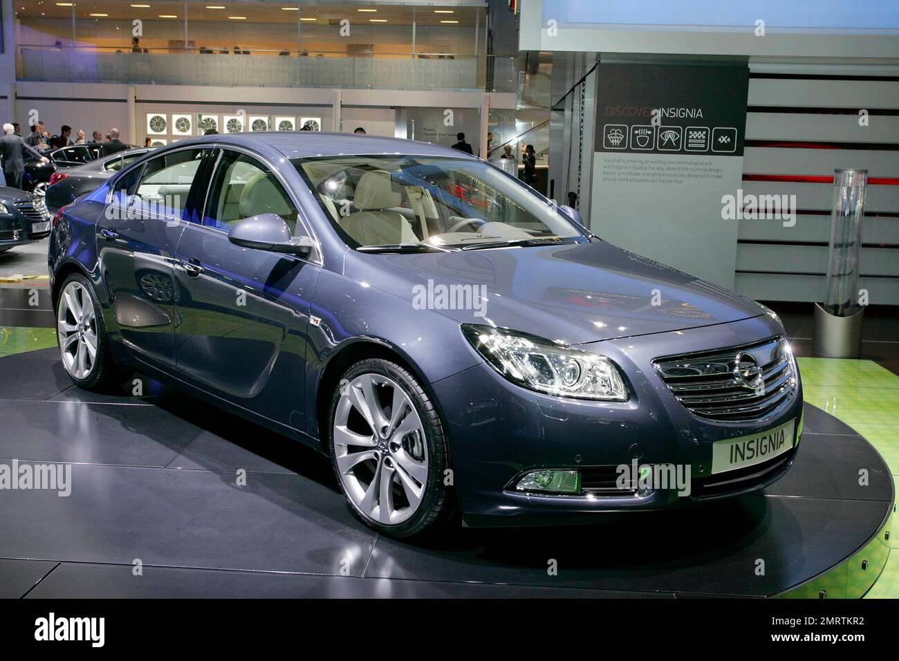 GM unveils Opel Insignia Sports Tourer wagon, will debut at Paris auto show