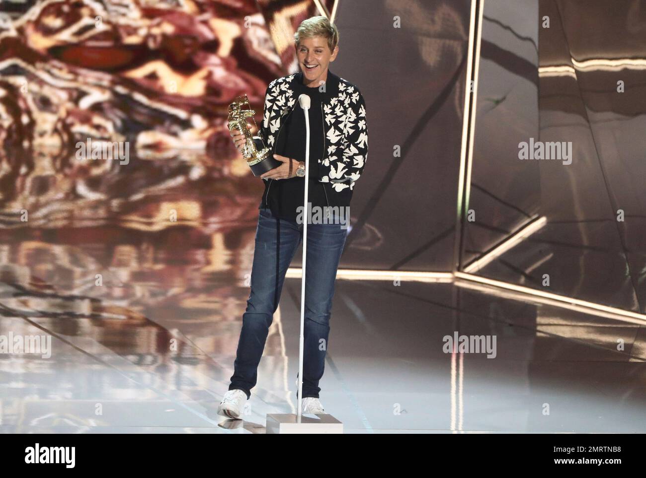 Ellen DeGeneres presents the MTV Michael Jackson Video Vanguard Award
