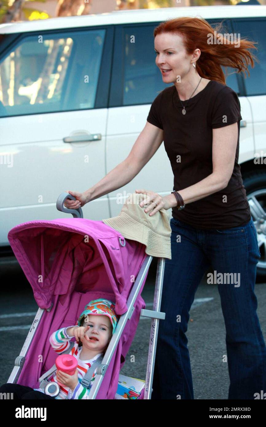 Marcia cross daughter hi-res stock photography and images - Alamy