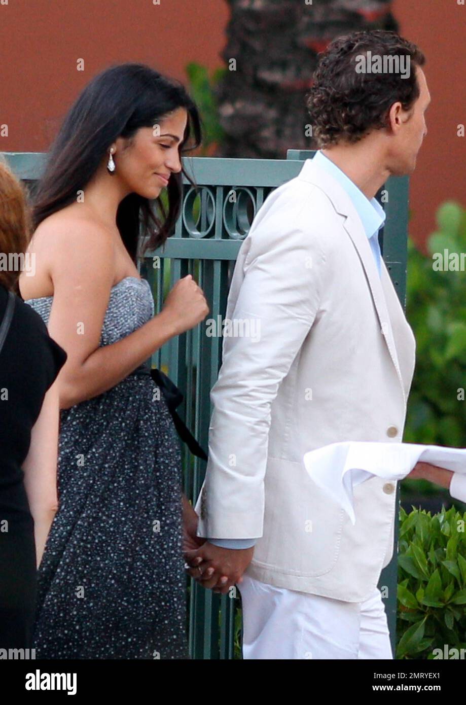 exclusive-matthew-mcconaughey-and-his-new-bride-camila-alves-attended