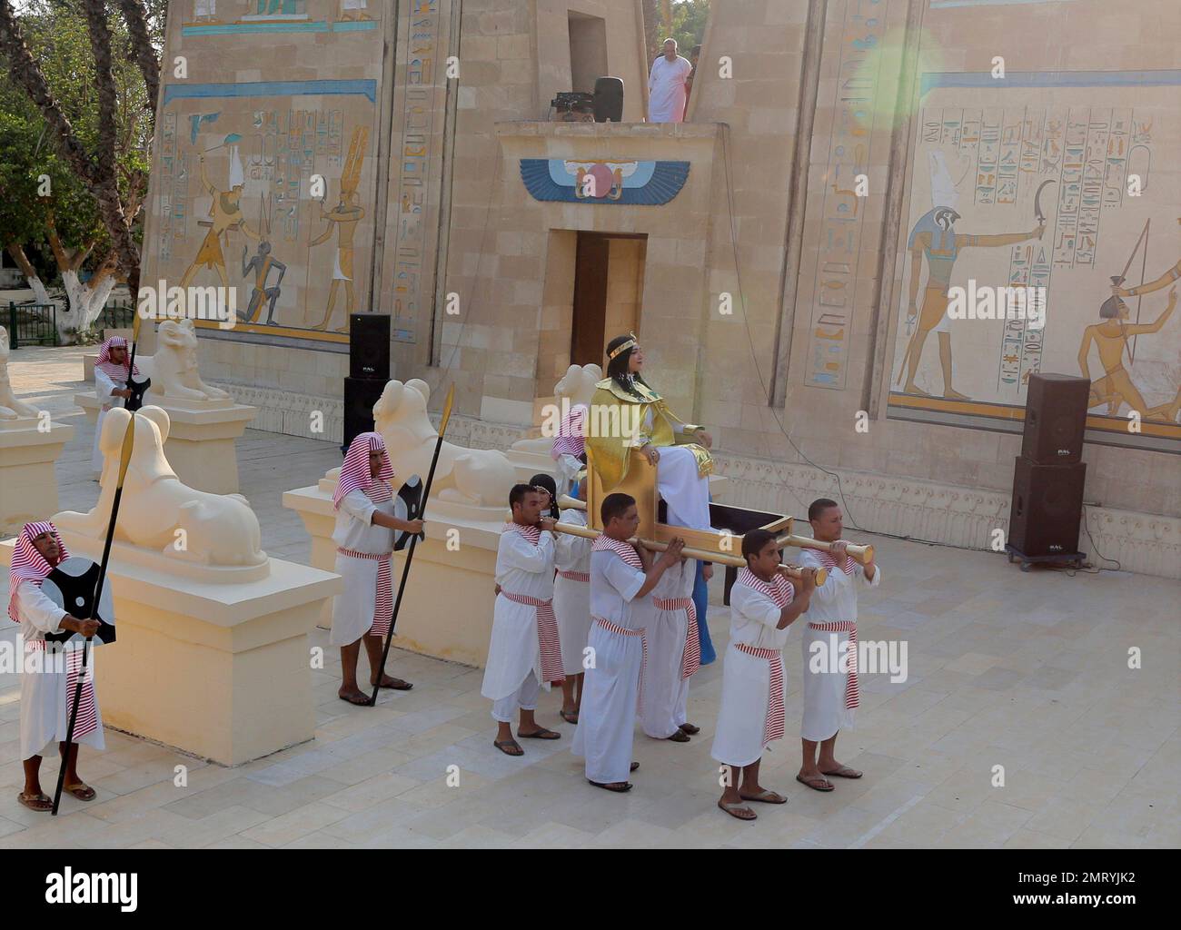 actors-working-at-the-pharaonic-village-perform-the-parade-of-the-wafaa