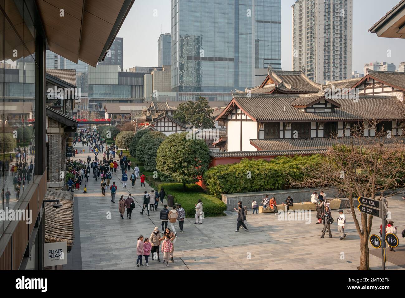 Chengdu Landmark Sino-Ocean Taikoo Li , China Editorial Stock Photo - Image  of mall, double: 142736958