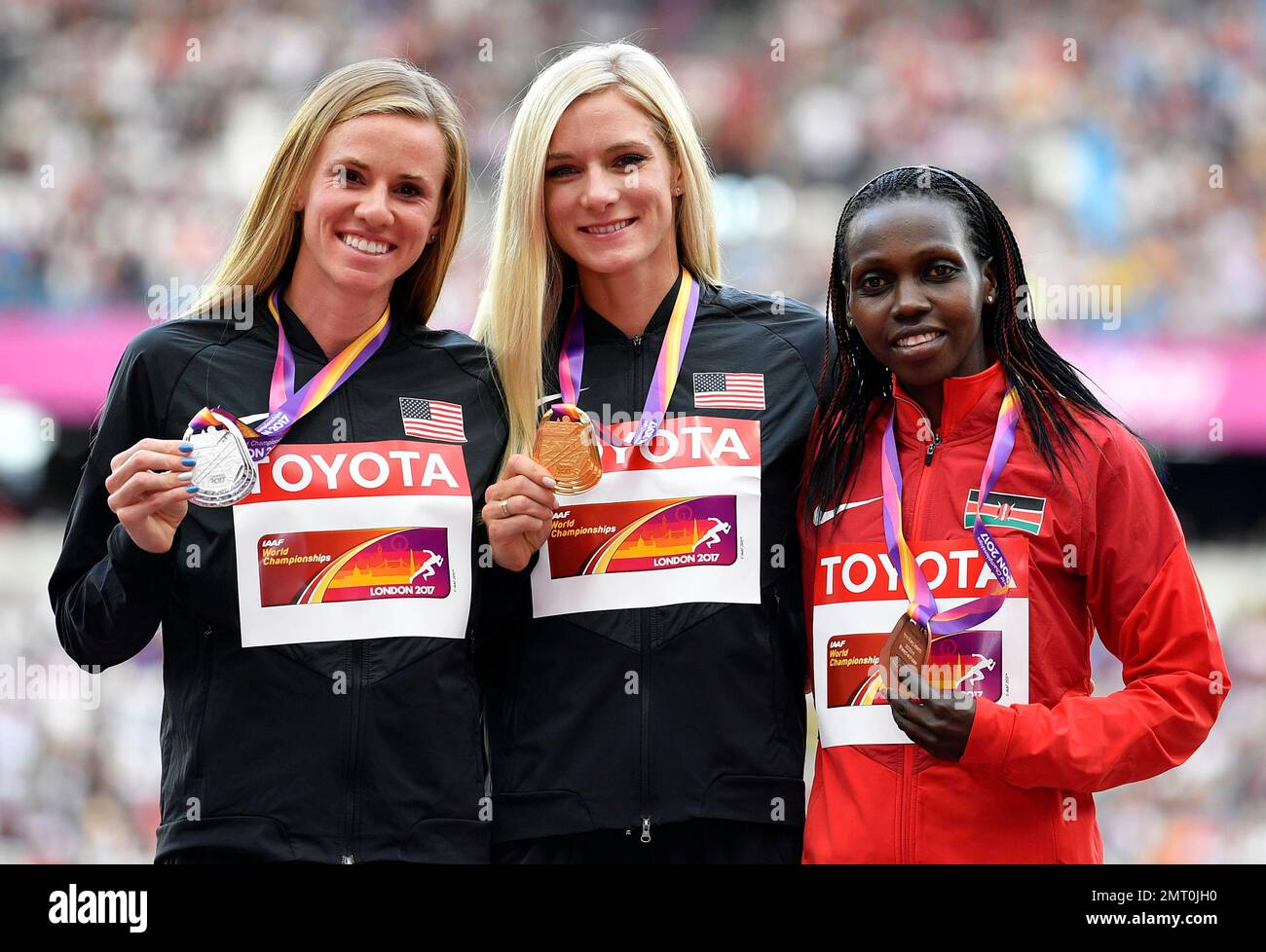 From left, United States' silver medal winner Courtney Frerichs, United