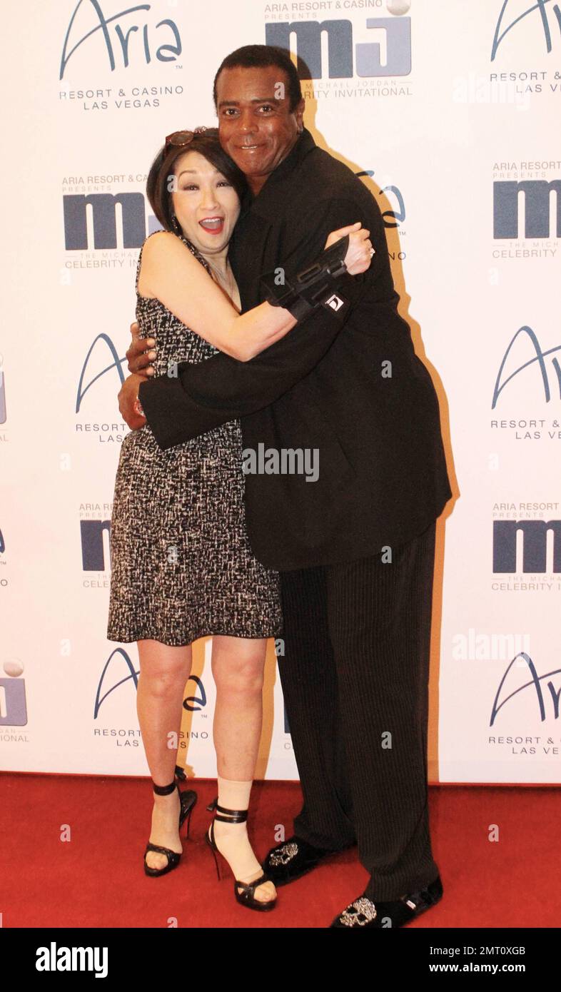 Connie Chung and Ahmad Rashad attend the 11th Annual Michael Jordan Celebrity Invitational Gala