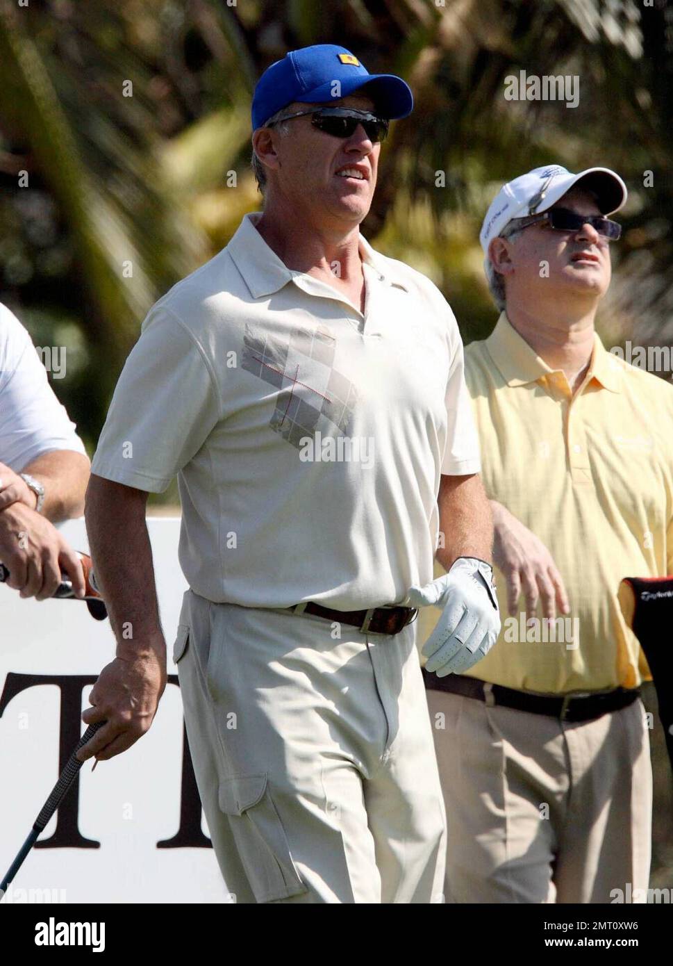 Legendary NFL Quarterback John Elway plays in The Michael Jordan Celebrity Invitational golf tournament held at the luxurious One and Only Ocean Club Golf Course on Paradise Island.  The MJCI organization brings in an incredible array of talent from the worlds of sport and entertainment to compete on the course and participate in various events for charity in this annual event.  In it's seventh year the charity has raised over $4 million for several deserving causes.  More than $500, 000 will be donated to this yearÕs charities including the Butch Kersner Summit Foundation, Make-A-Wish Foundat Stock Photo