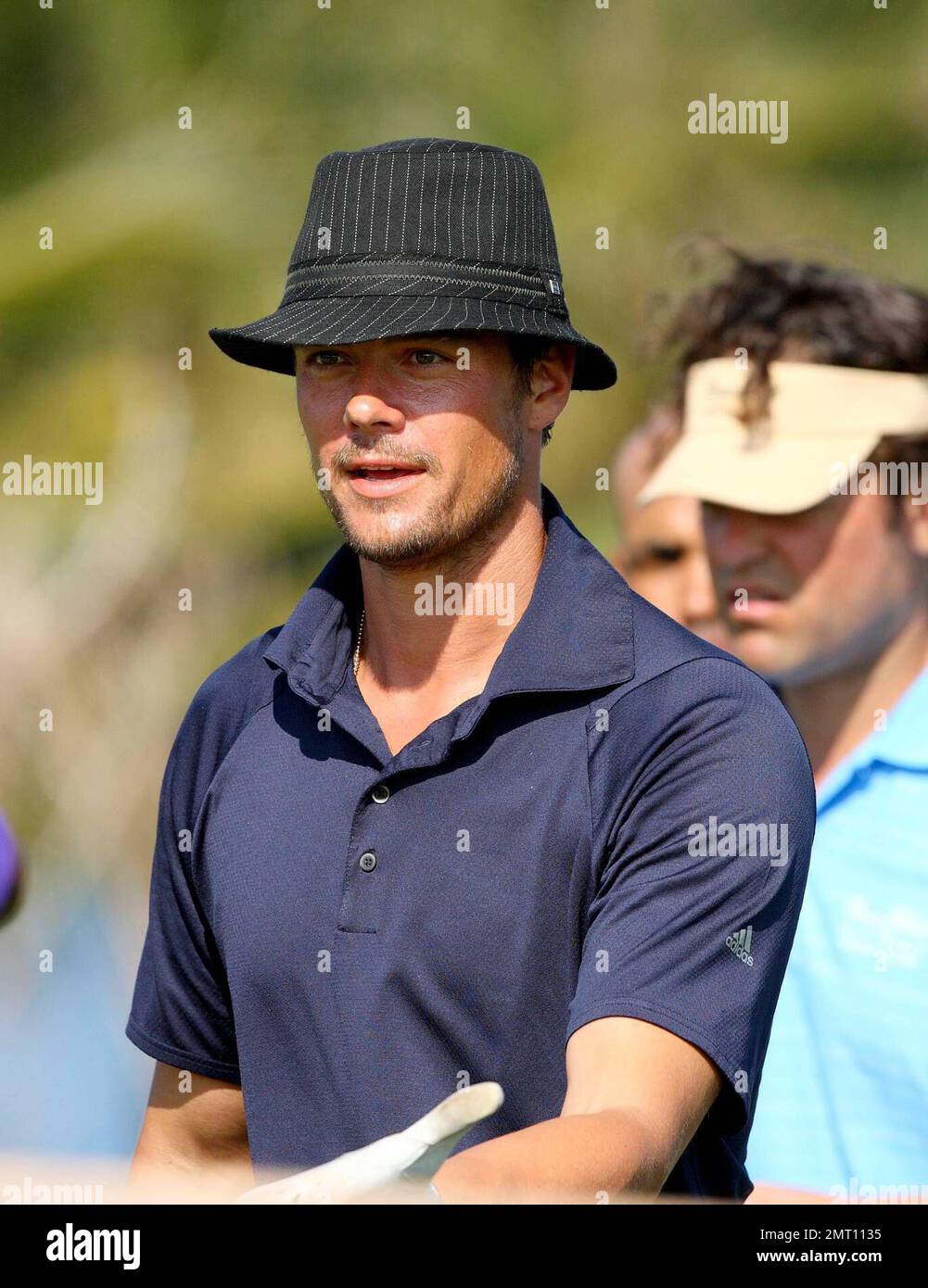Exclusive!! Newlywed actor, Fergie's husband Josh Duhamel plays on day