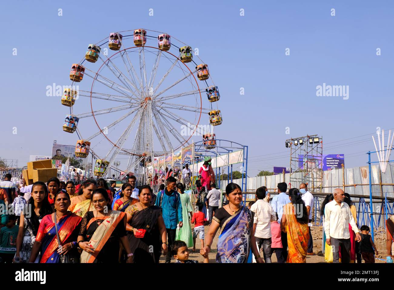 india-people-excitement-hi-res-stock-photography-and-images-alamy