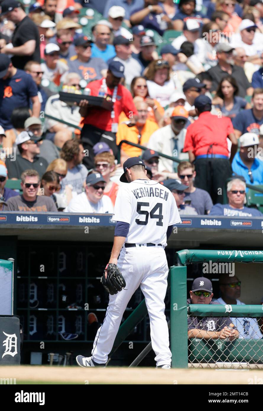Detroit Tigers starting pitcher Drew VerHagen (54) walks to the dugout